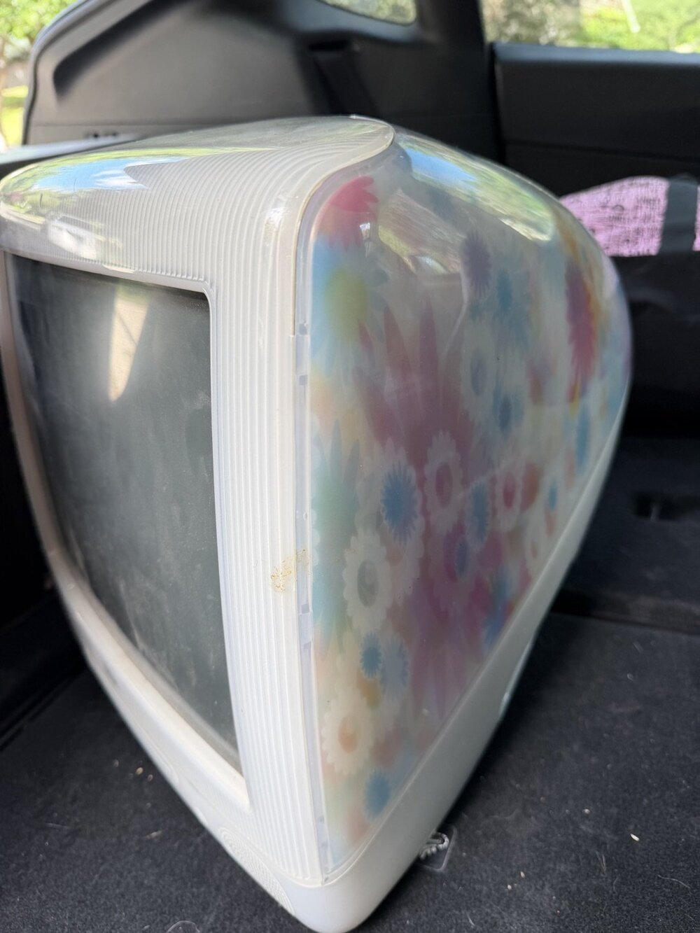 Apple iMac G3 Flower Power all-in-one desktop computer 15- in Multicolor 2001 un
